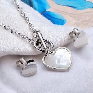 🆕️18K White Gold Plated Heart Jewelry Set 💖 Earrings & Necklace w/ Shell Inlay